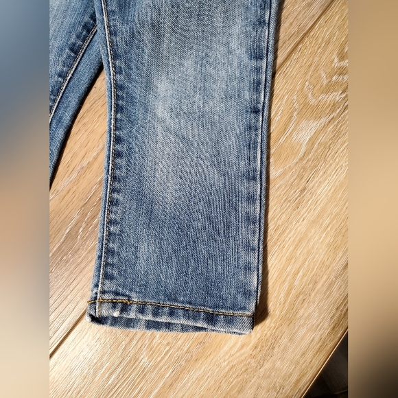 2 pair Children's Place jeans 12-18M boot cut, 18-24M skinny, distressed - Picture 12 of 14